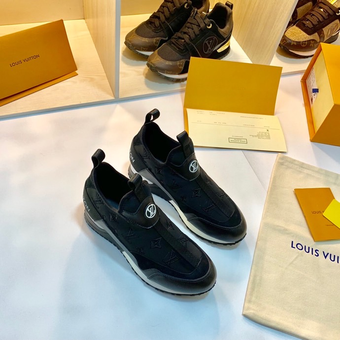 LV $85 gallery