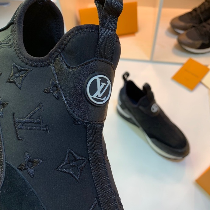 LV $85 gallery