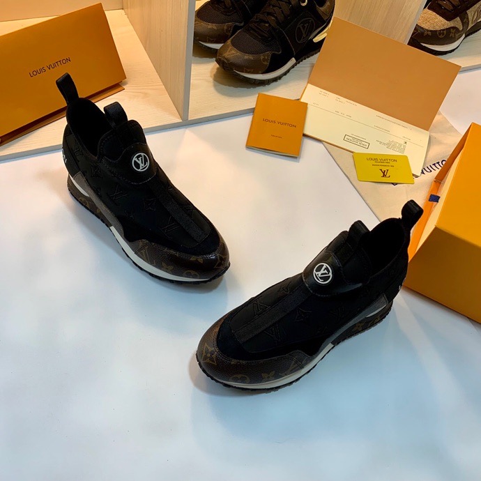 LV $85 gallery