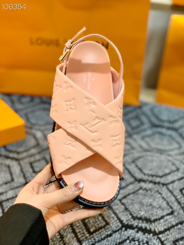 LV $85 gallery