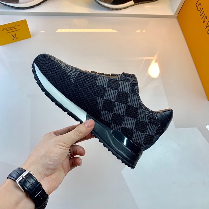 LV $85 gallery