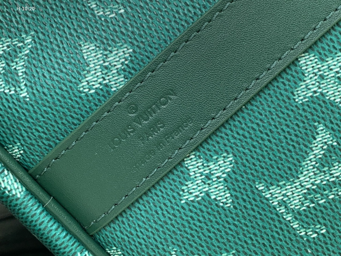 LV $85 gallery