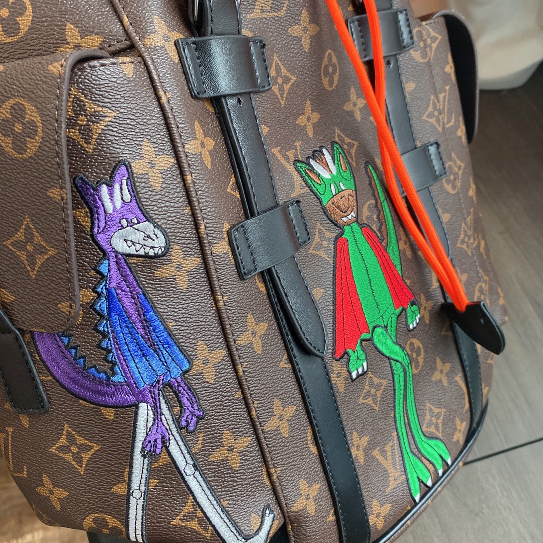 LV $85 gallery