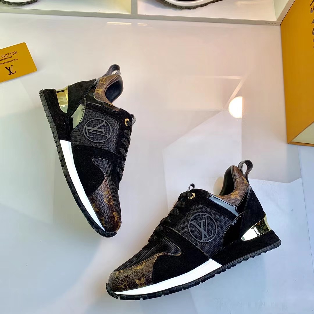 LV $85 gallery