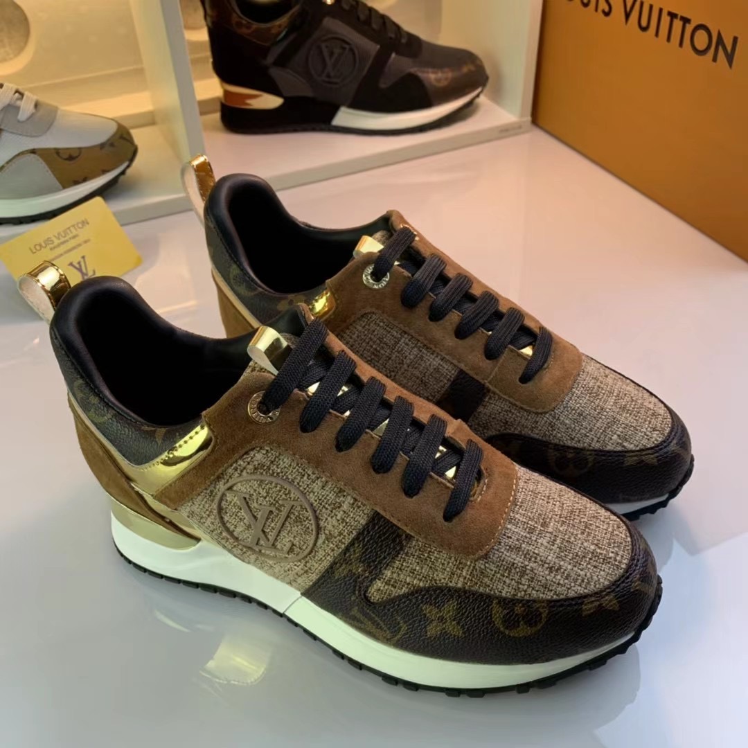 LV $85 gallery