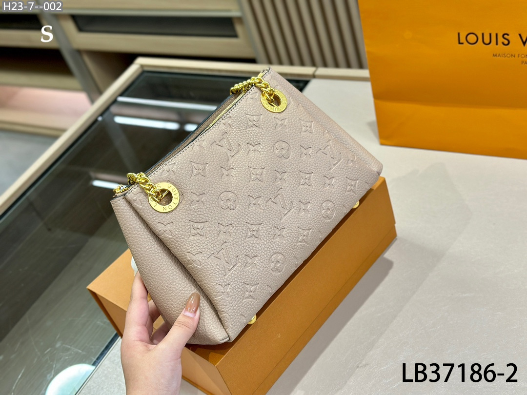 LV $85 gallery