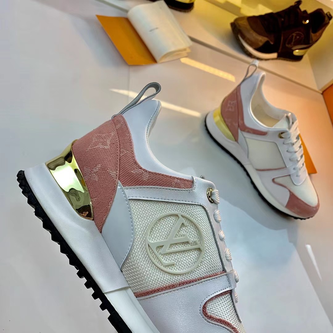 LV $85 gallery