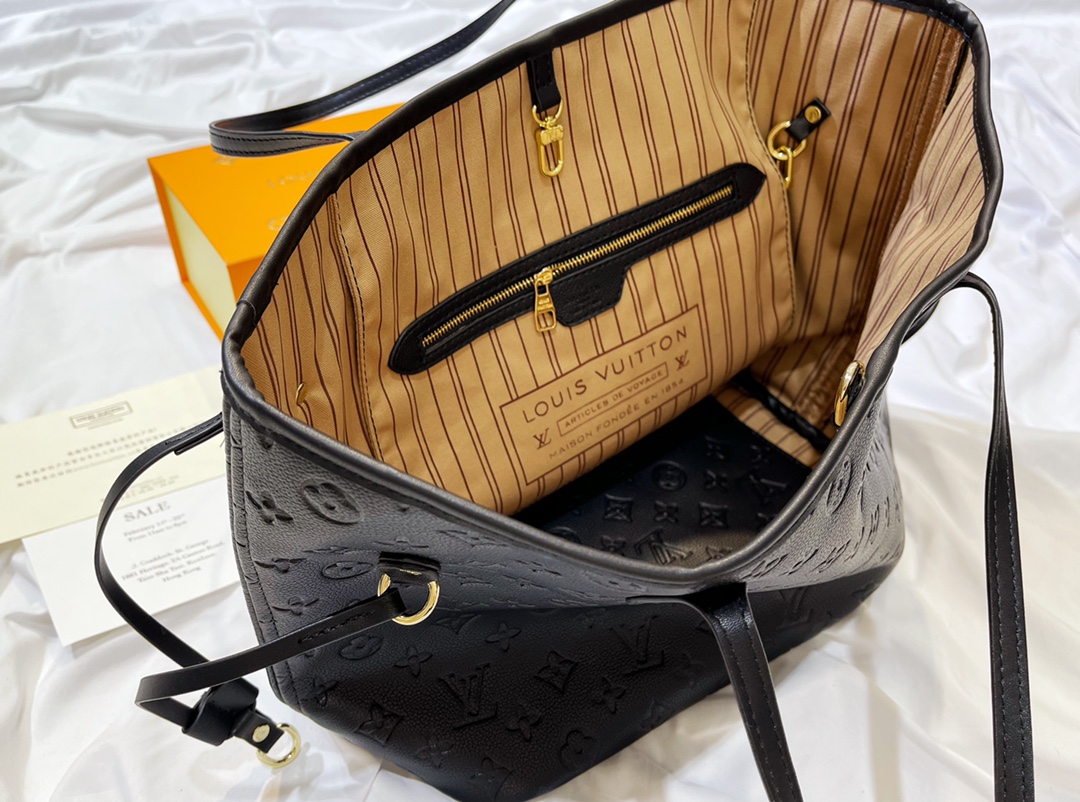 LV $86 gallery