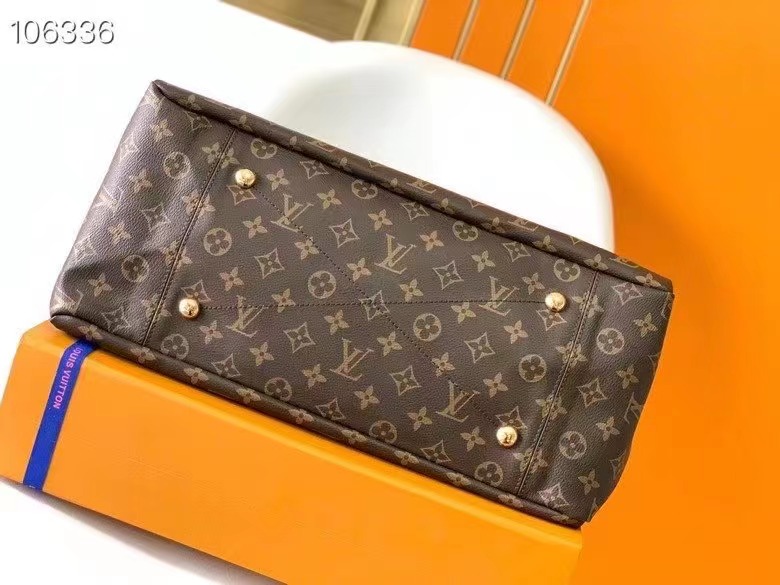 LV $86 gallery