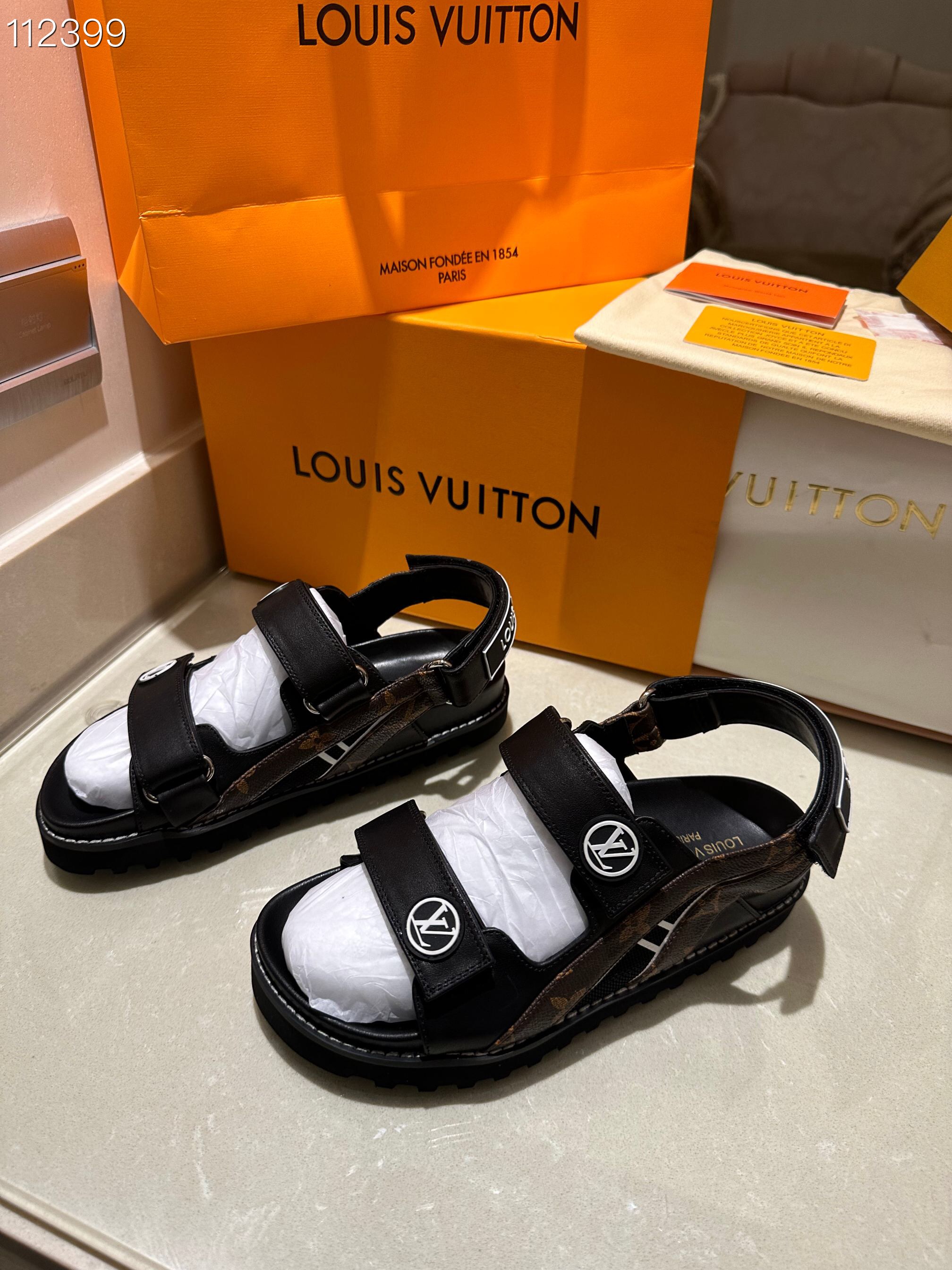 LV $86 gallery