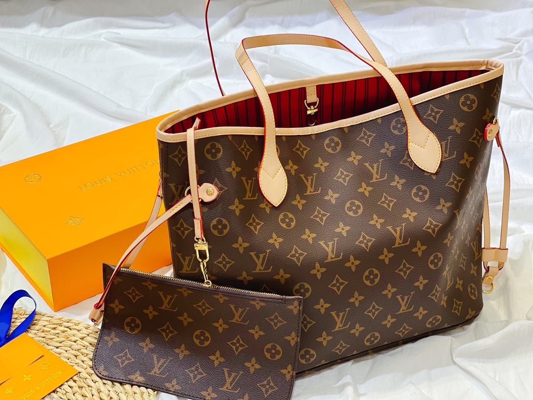 LV $86 gallery