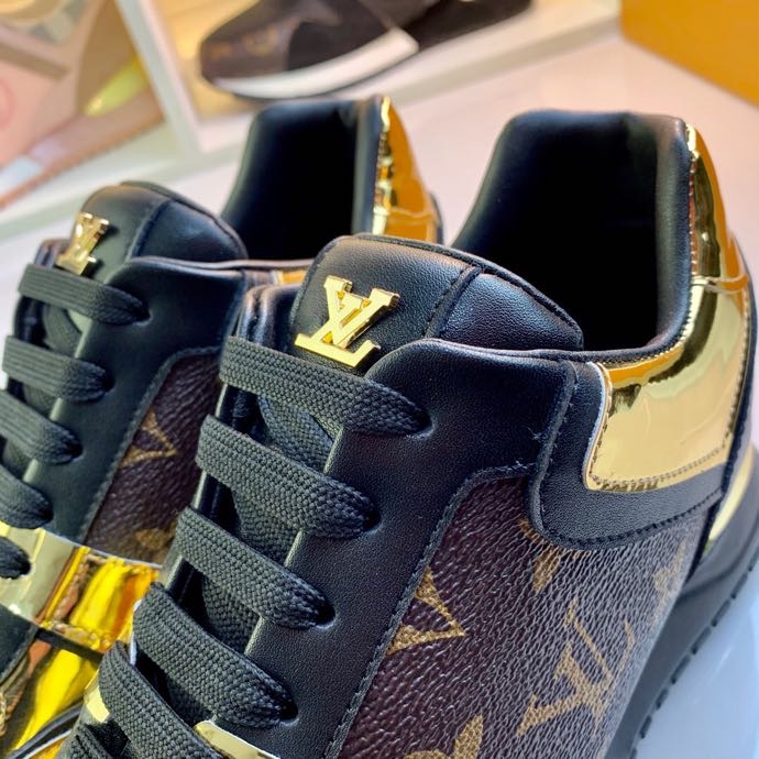 LV $86 gallery