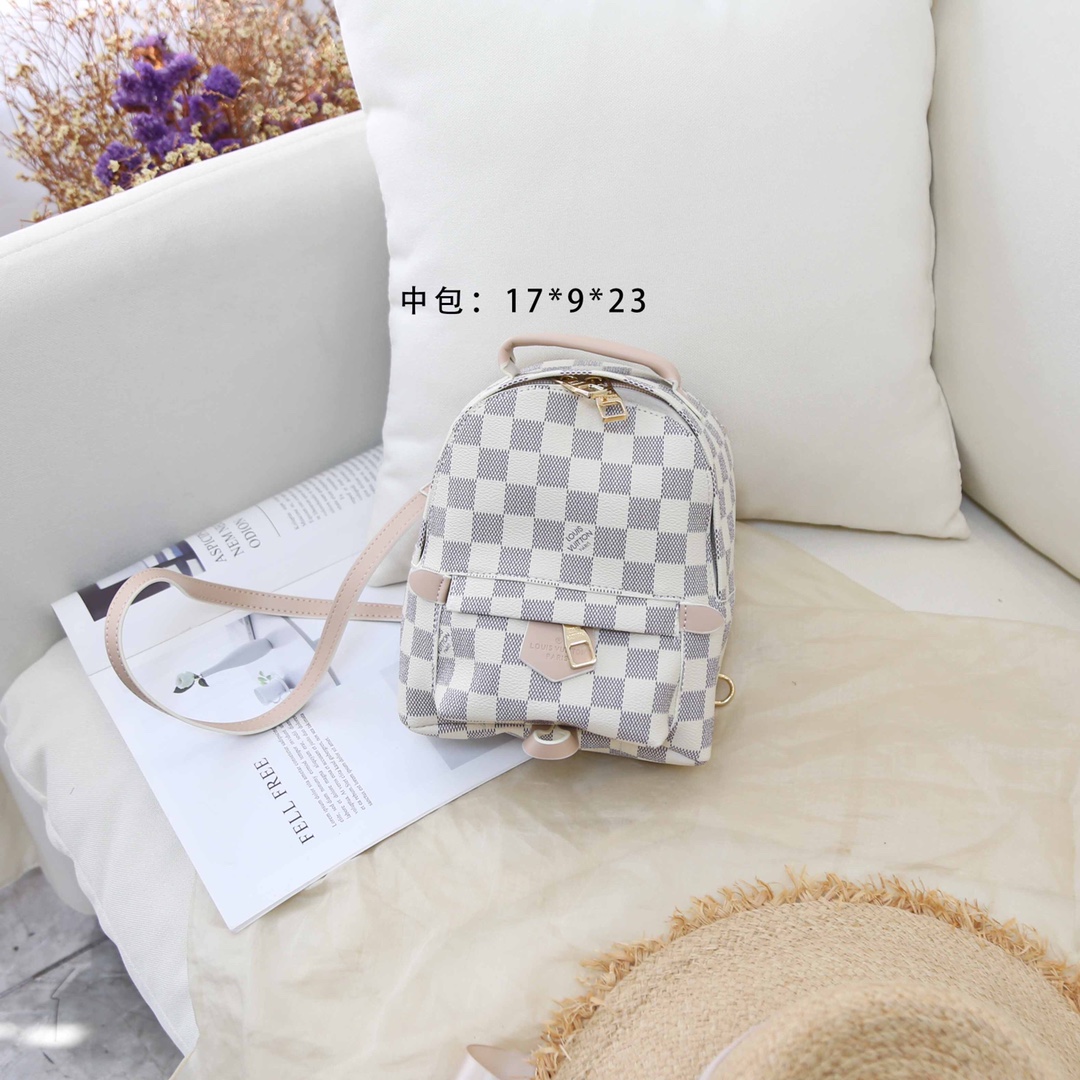 LV $86 gallery