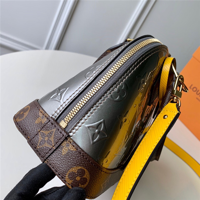 LV $86 gallery