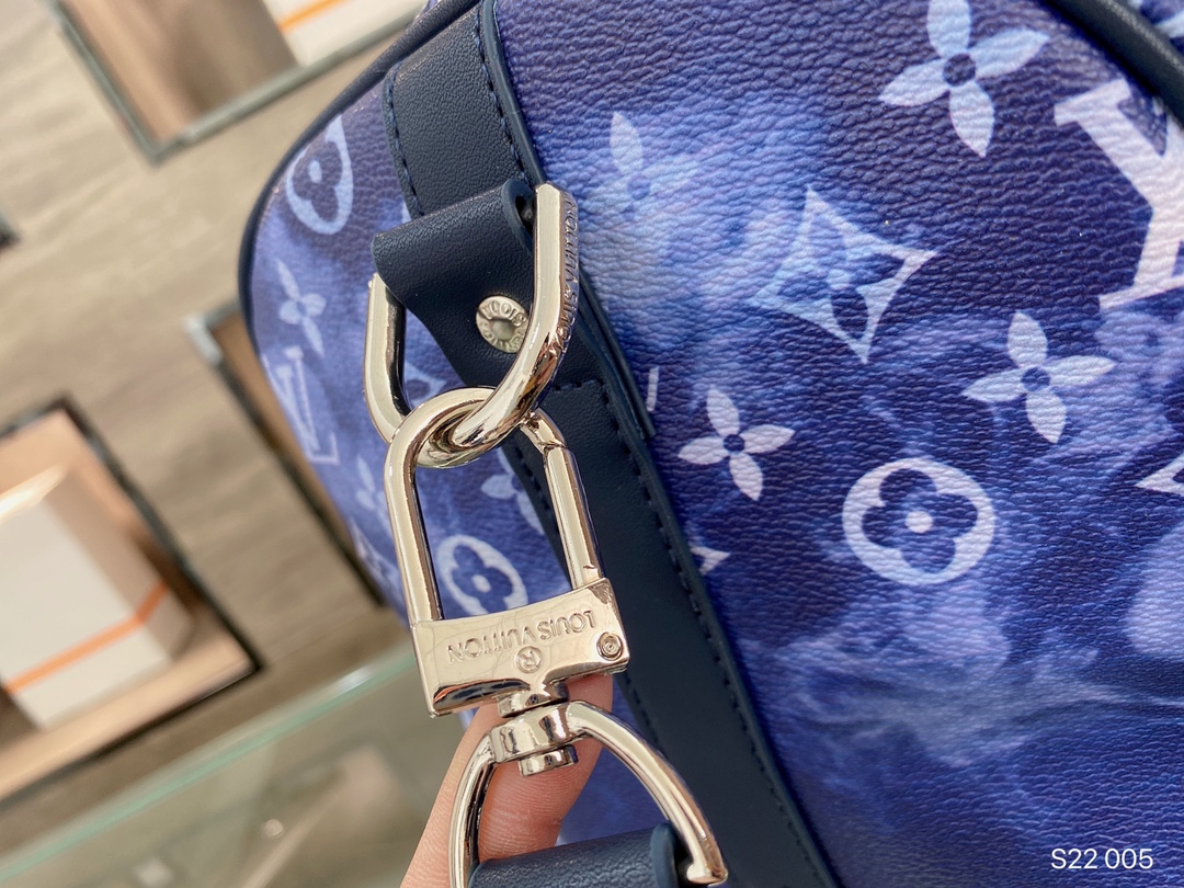 LV $86 gallery