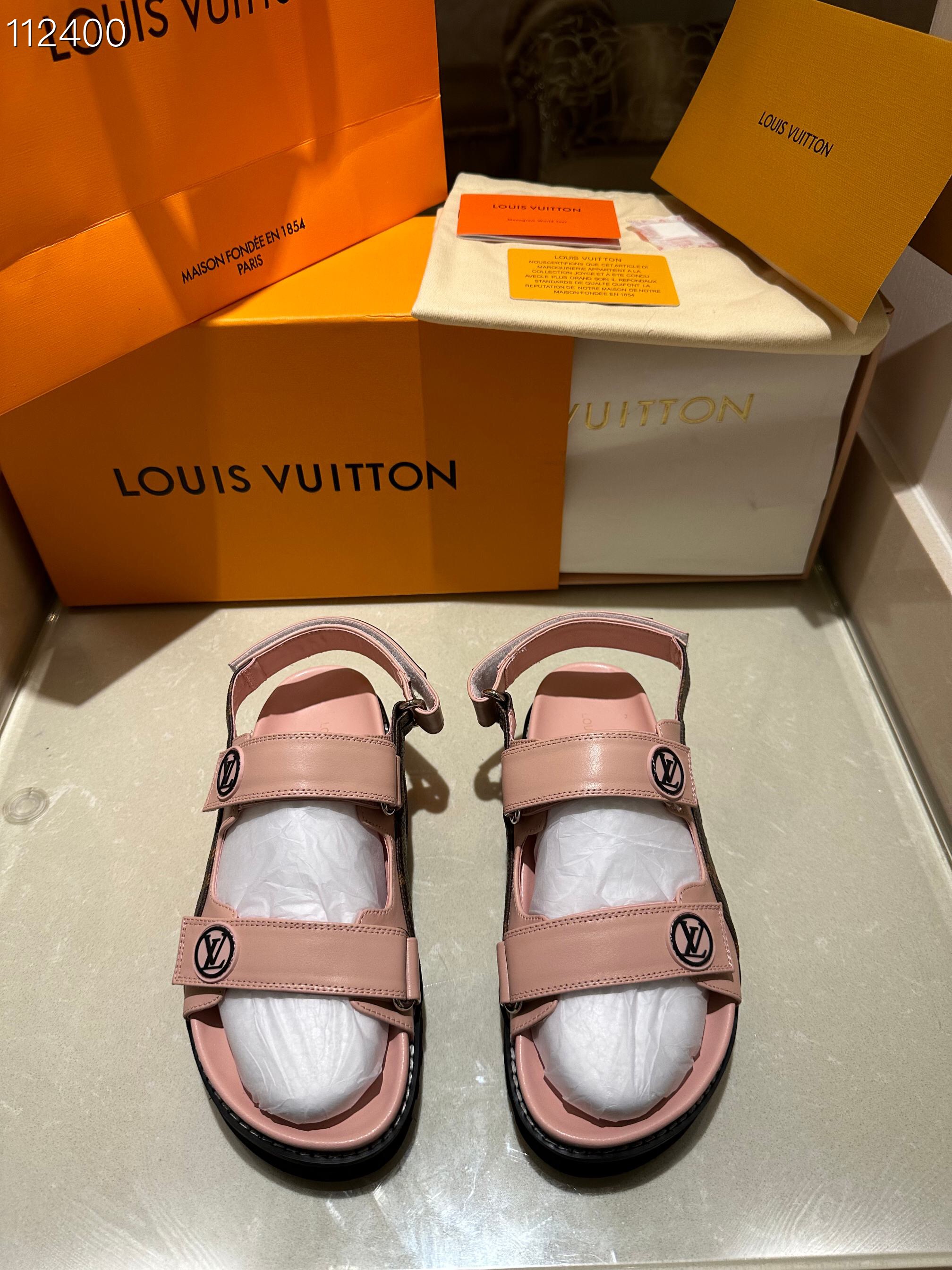 LV $86 gallery