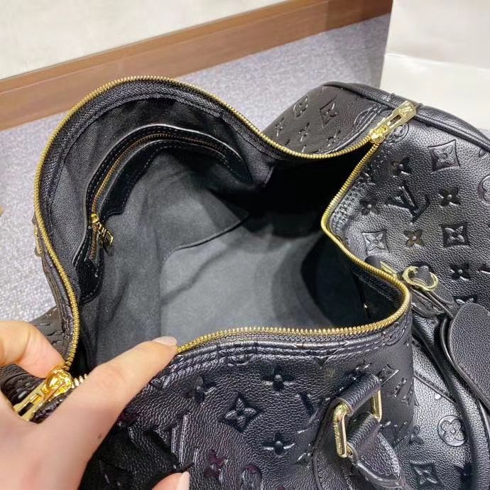 LV $86 gallery