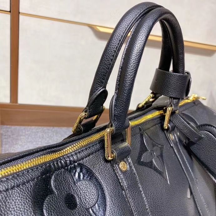 LV $86 gallery