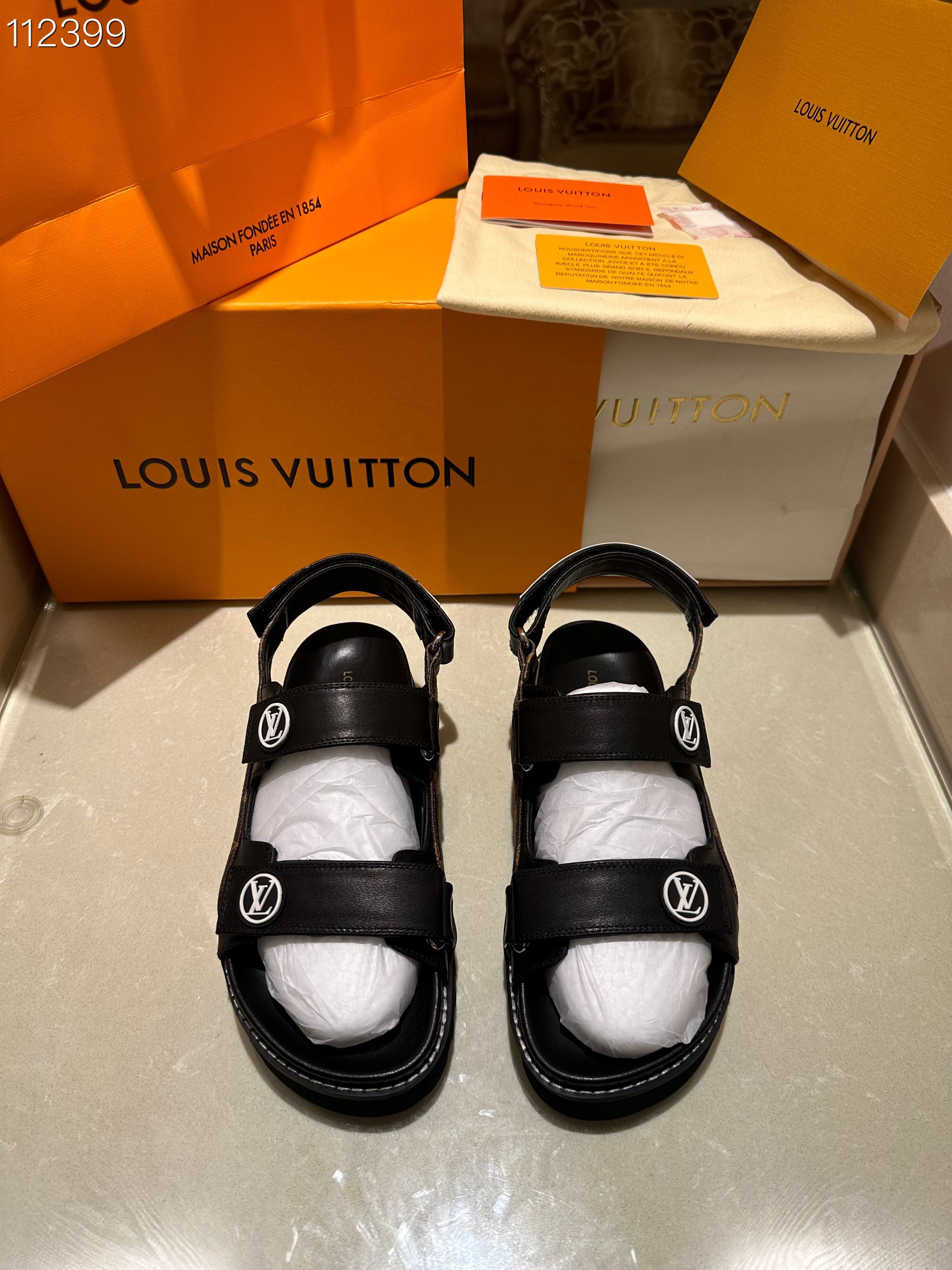 LV $86 gallery