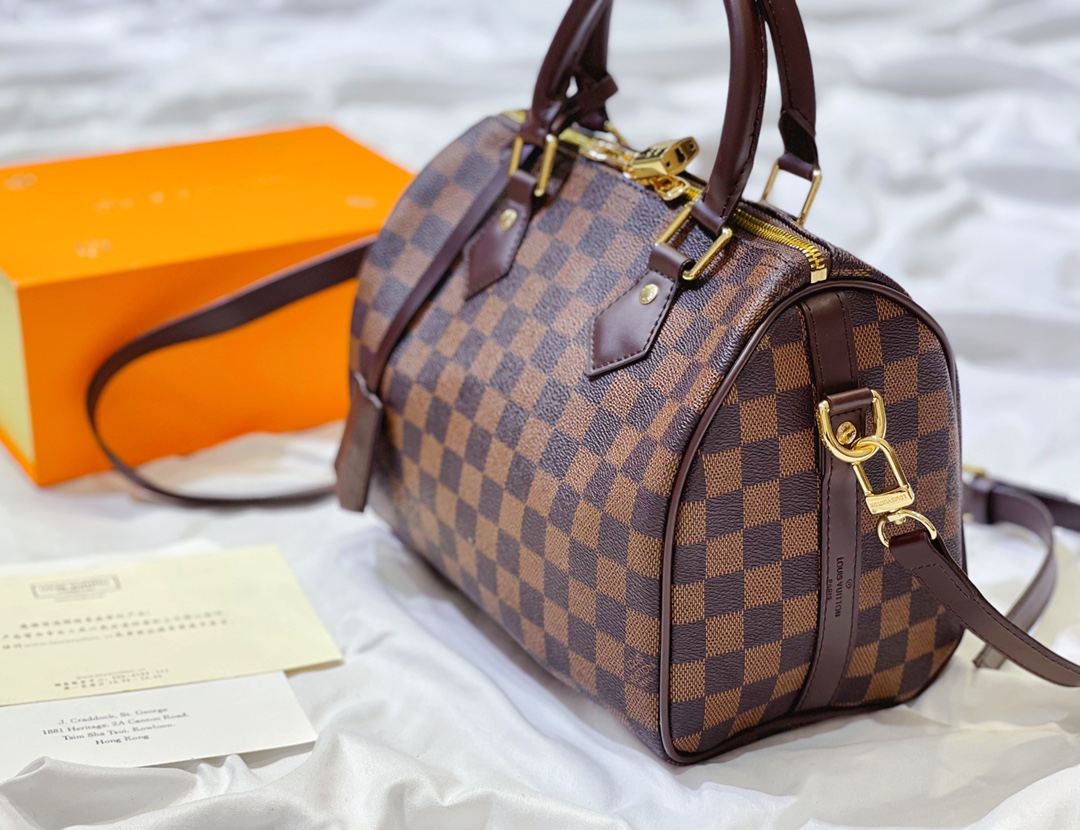 LV $86 gallery