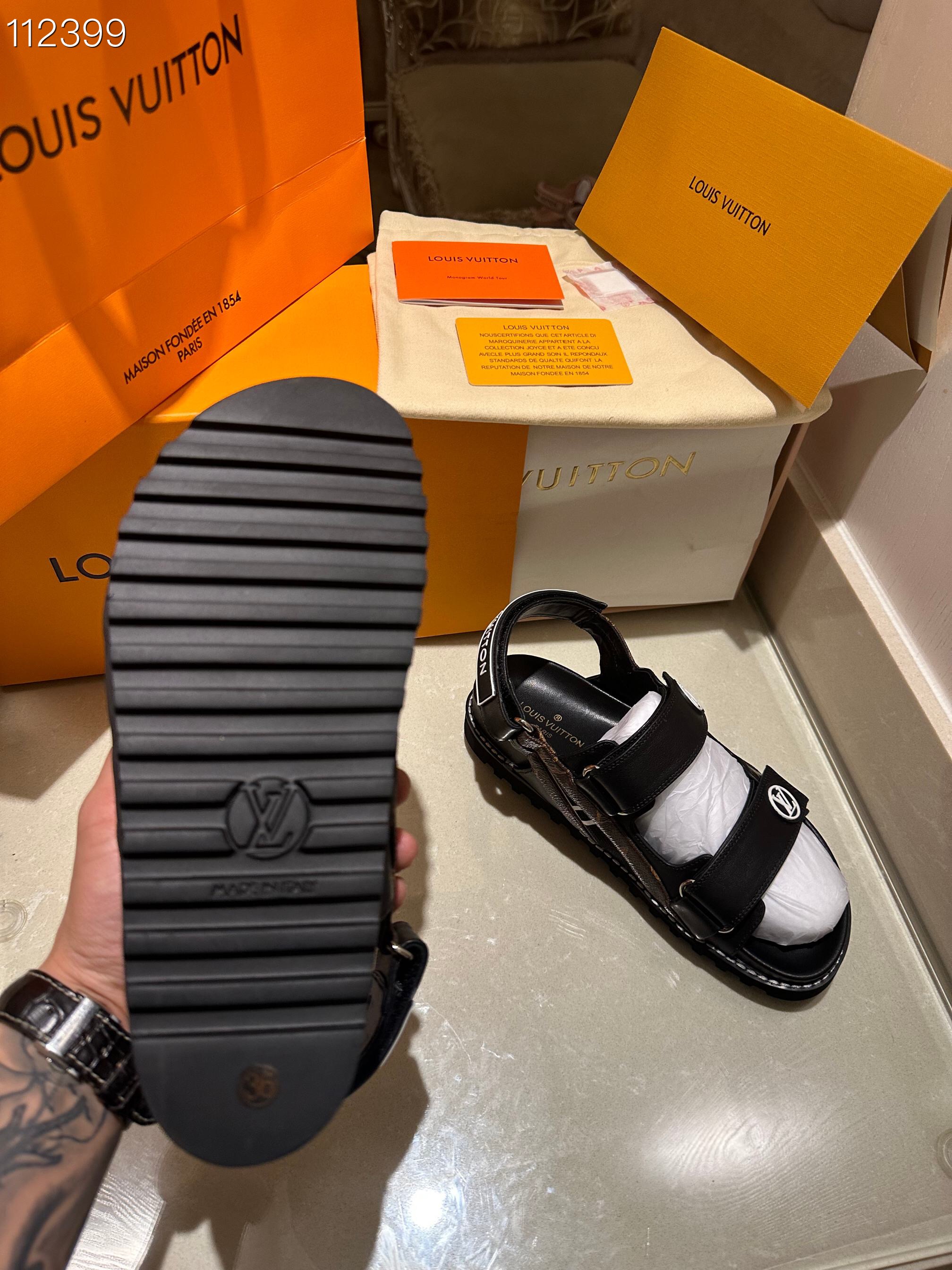 LV $86 gallery