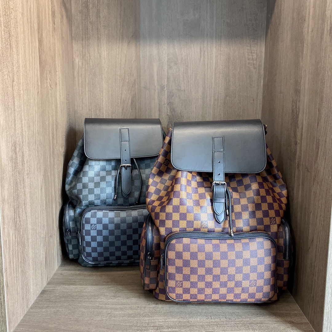 LV $86 gallery