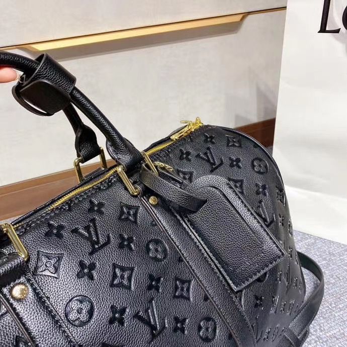 LV $86 gallery