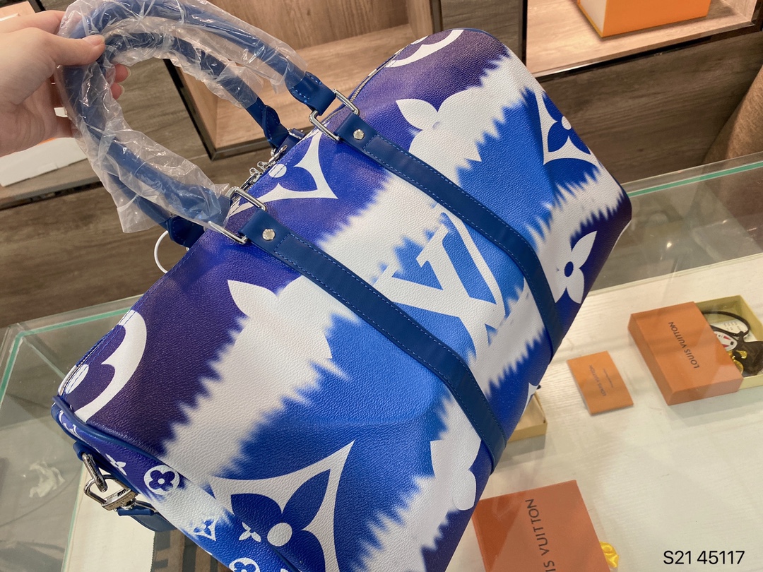 LV $86 gallery