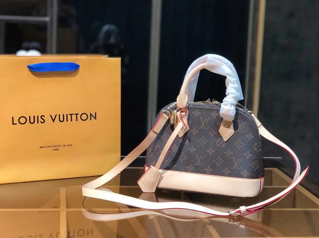 LV $86 gallery