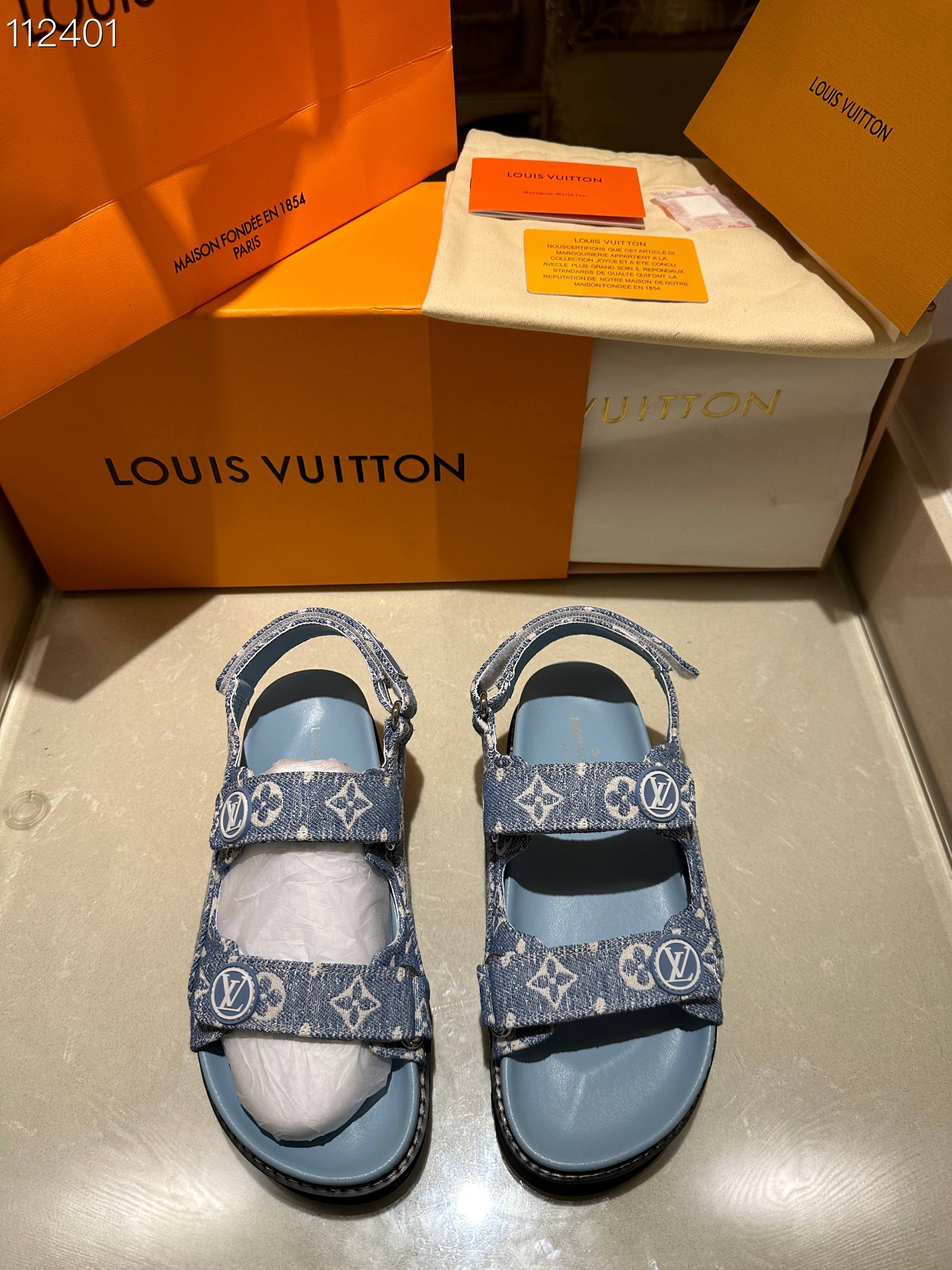 LV $86 gallery