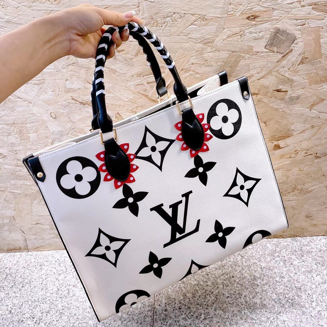 LV $87 gallery