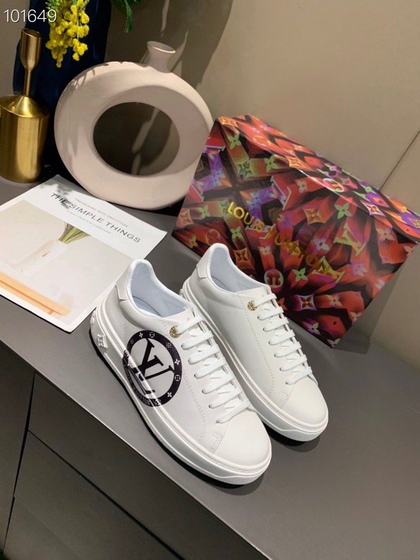 LV $87 gallery