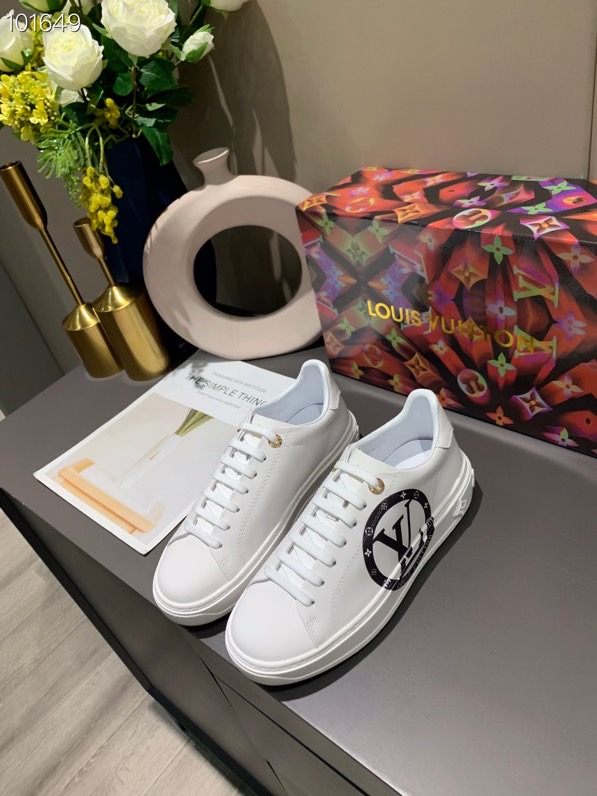 LV $87 gallery