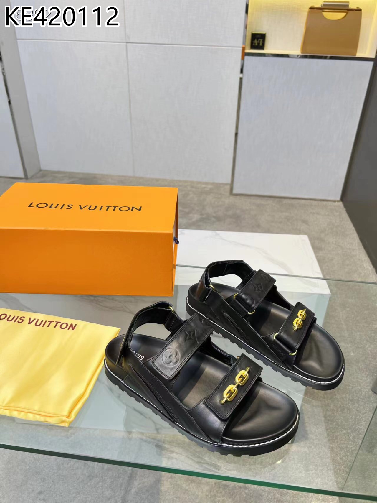 LV $87 gallery