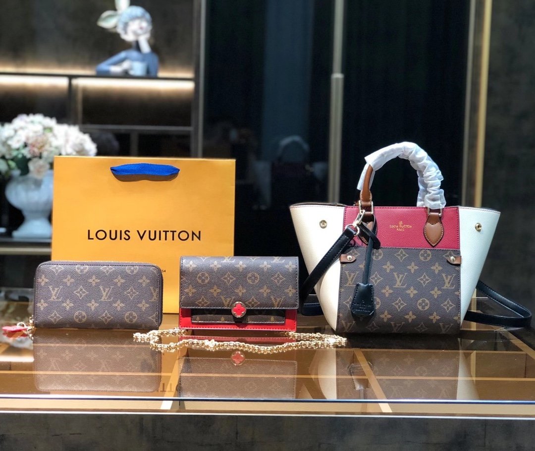 LV $87 gallery