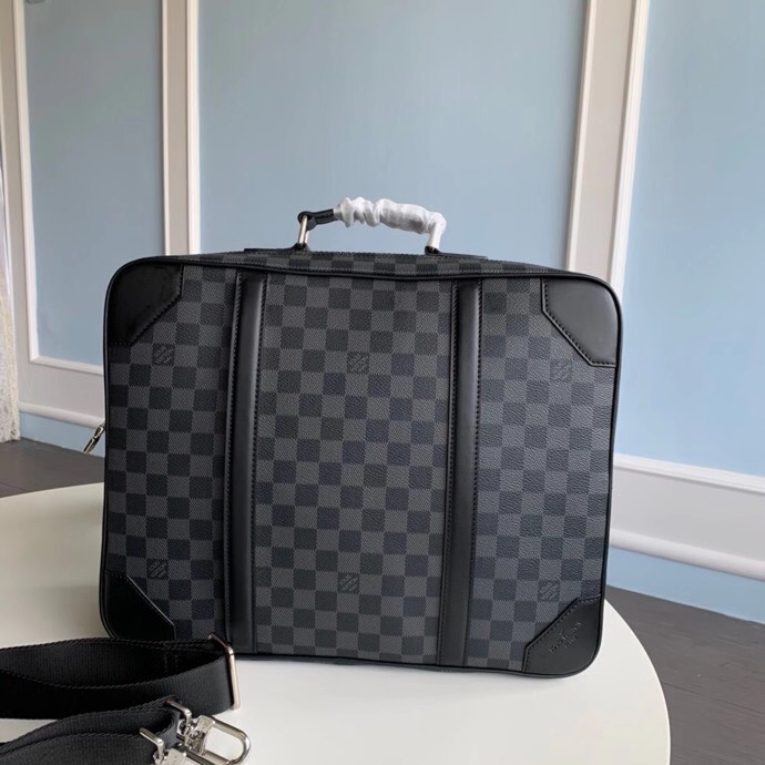 LV $87 gallery