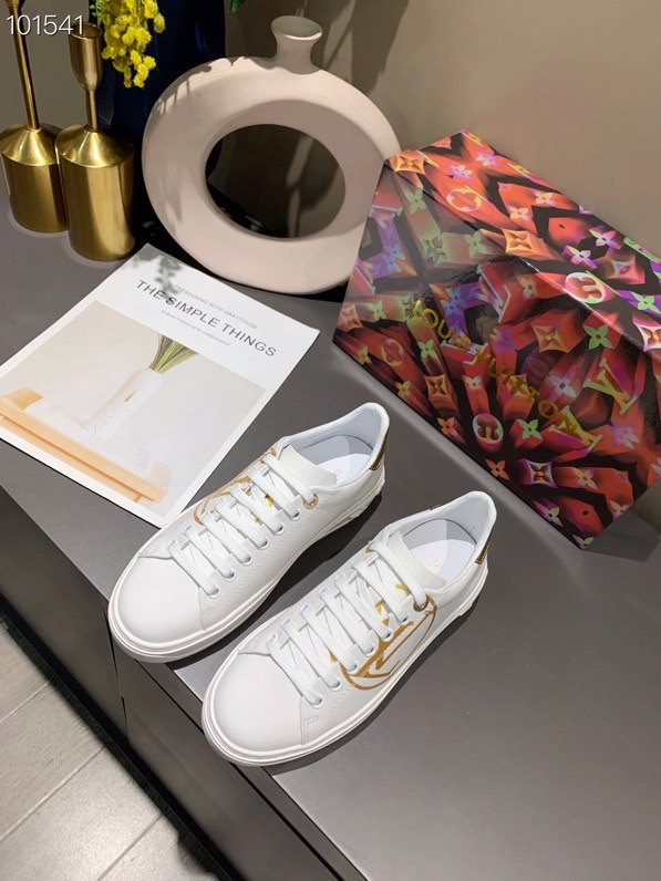 LV $87 gallery