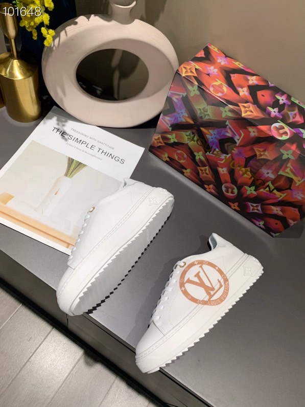 LV $87 gallery