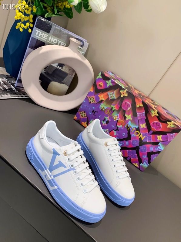 LV $87 gallery