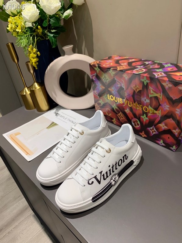 LV $87 gallery