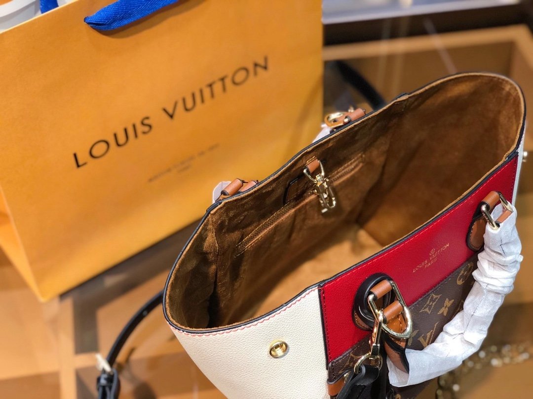 LV $87 gallery