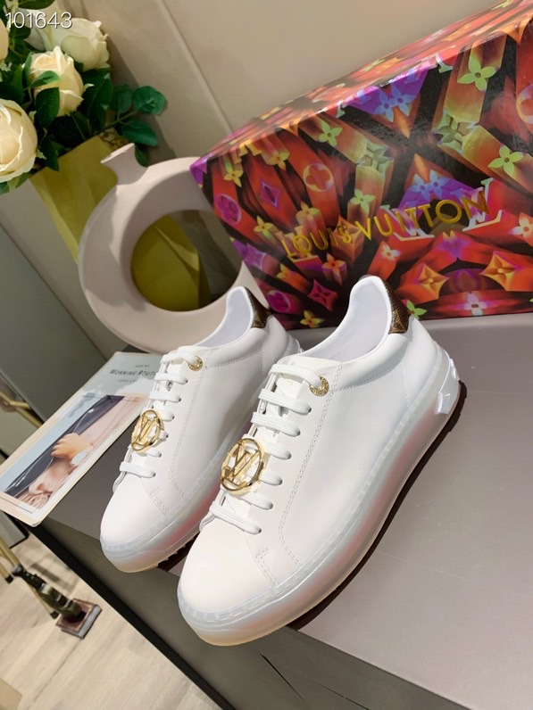 LV $87 gallery