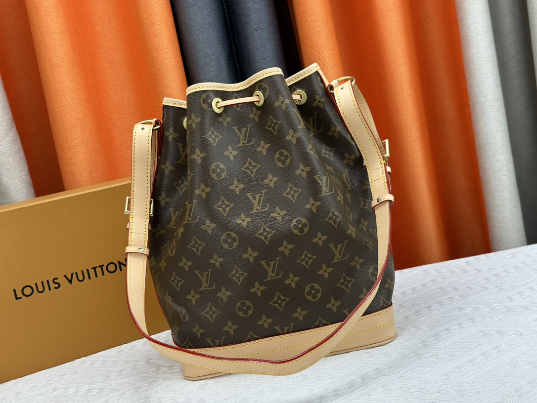 LV $88 gallery