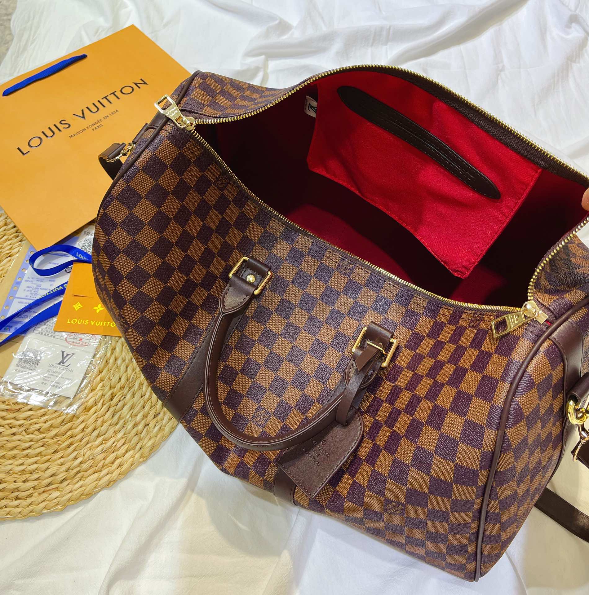 LV $88 gallery