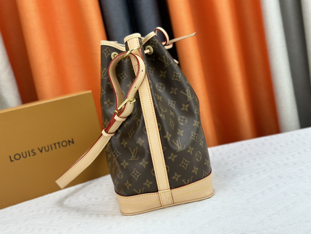 LV $88 gallery