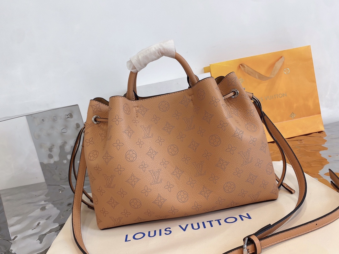 LV $88 gallery