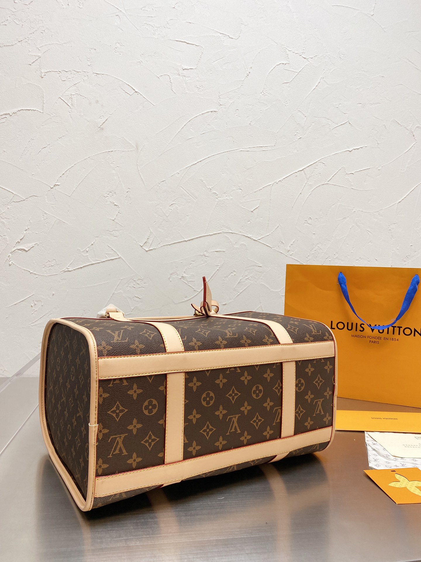 LV $89 gallery