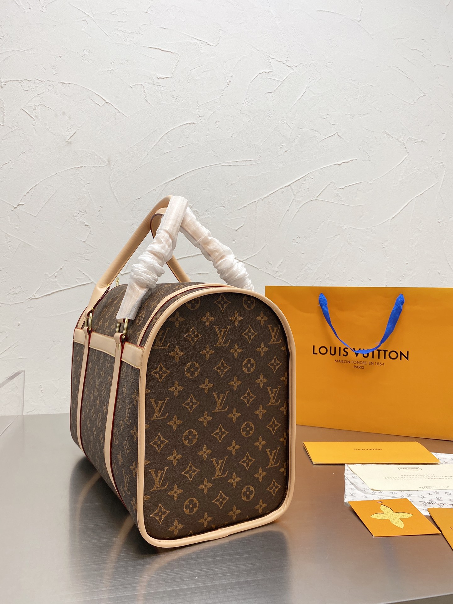 LV $89 gallery