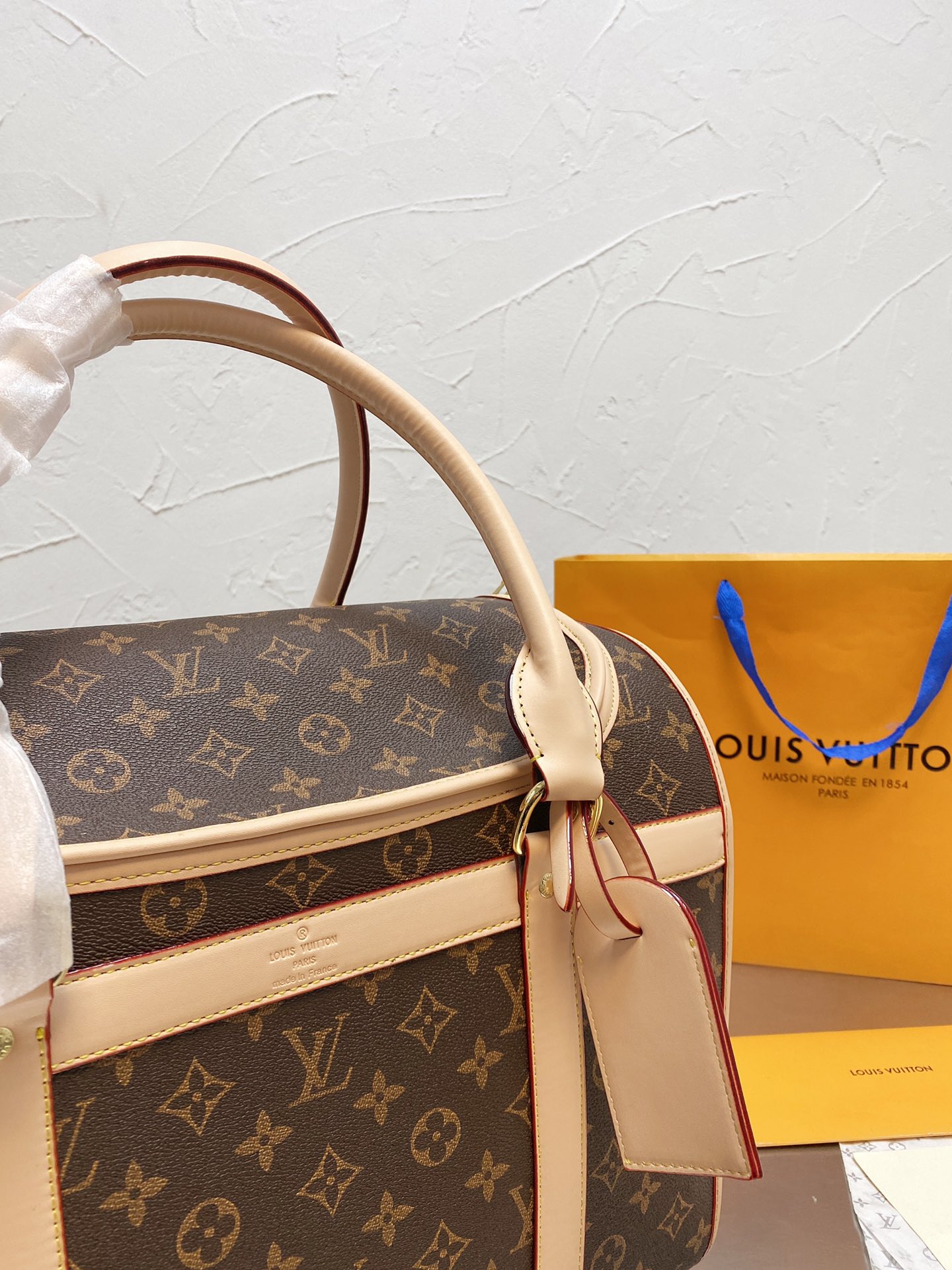 LV $89 gallery