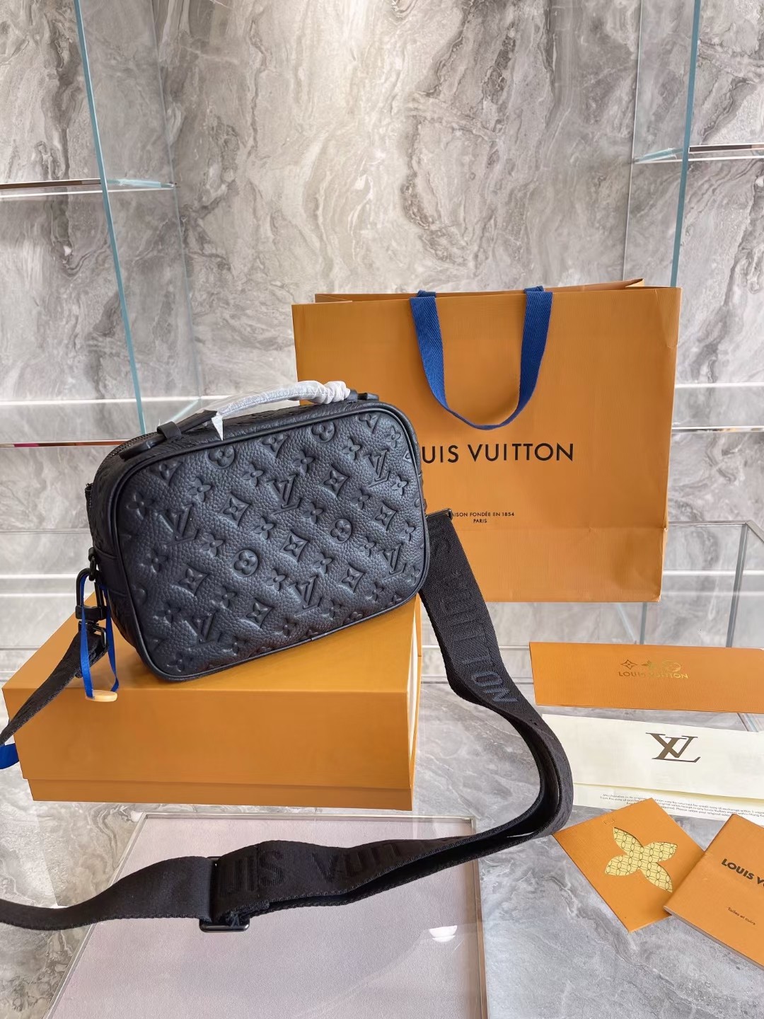 LV $89 gallery